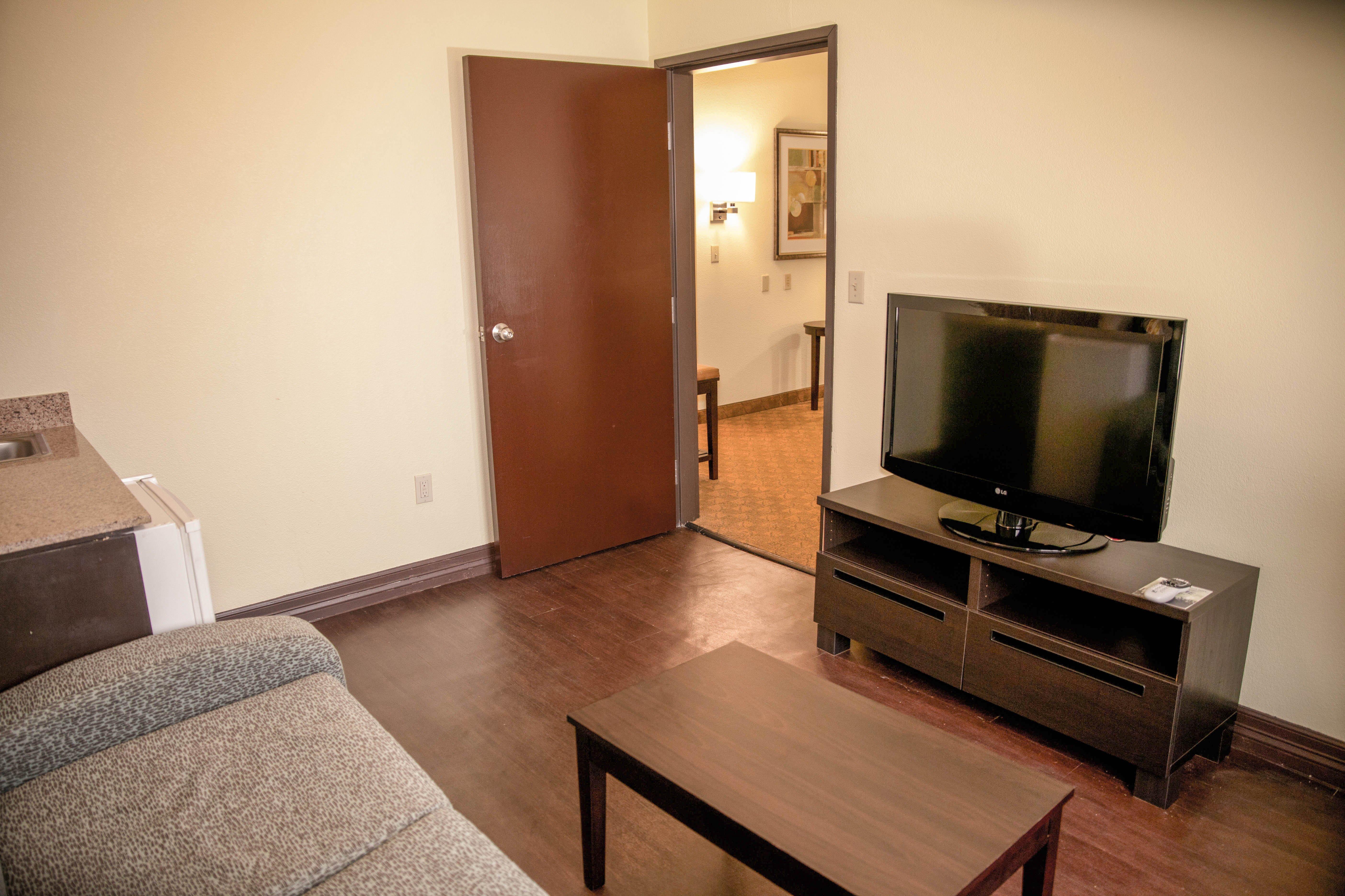Holiday Inn Express Hotel & Suites Houston North Intercontinental By Ihg Exterior photo