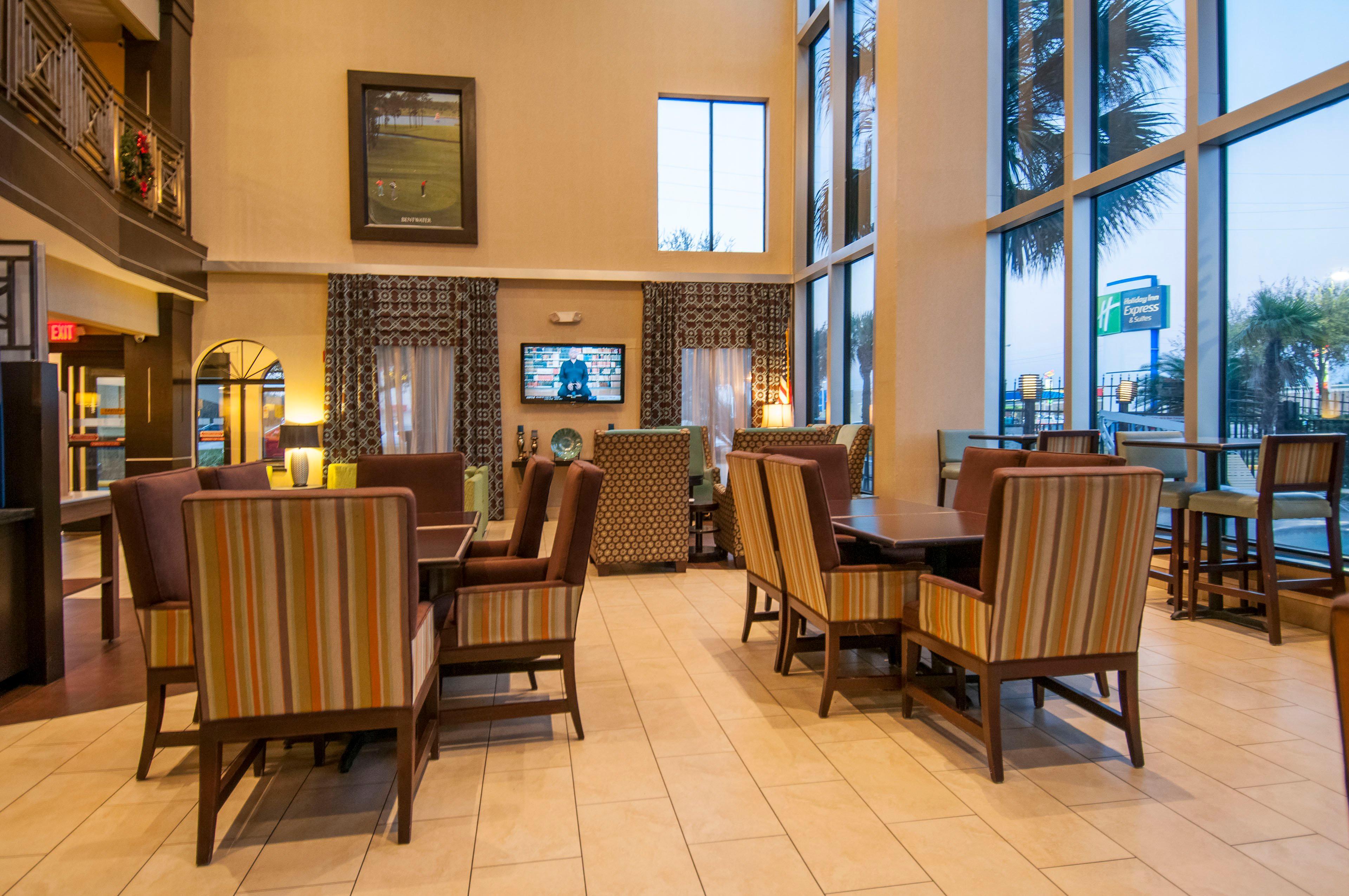 Holiday Inn Express Hotel & Suites Houston North Intercontinental By Ihg Exterior photo