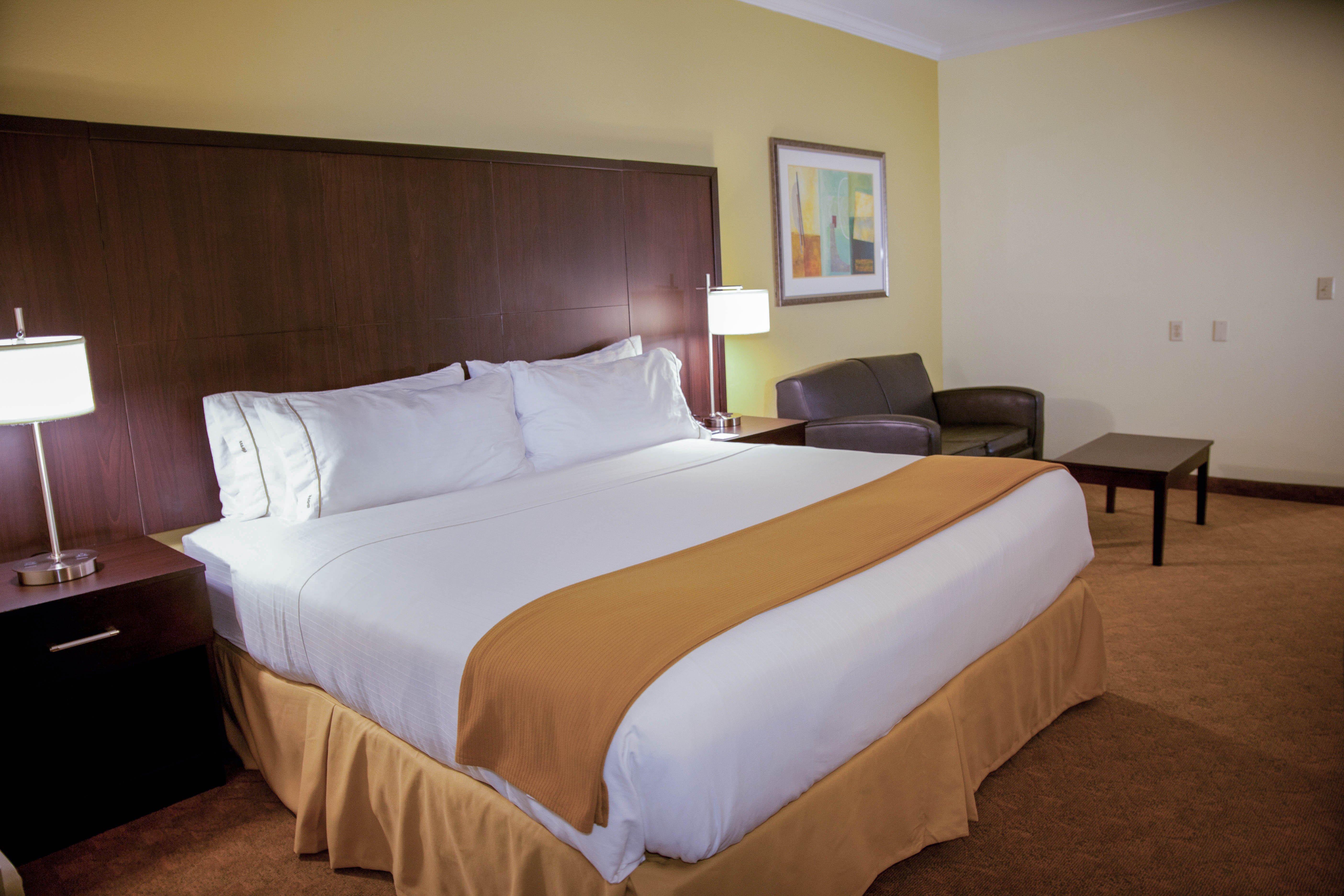 Holiday Inn Express Hotel & Suites Houston North Intercontinental By Ihg Exterior photo
