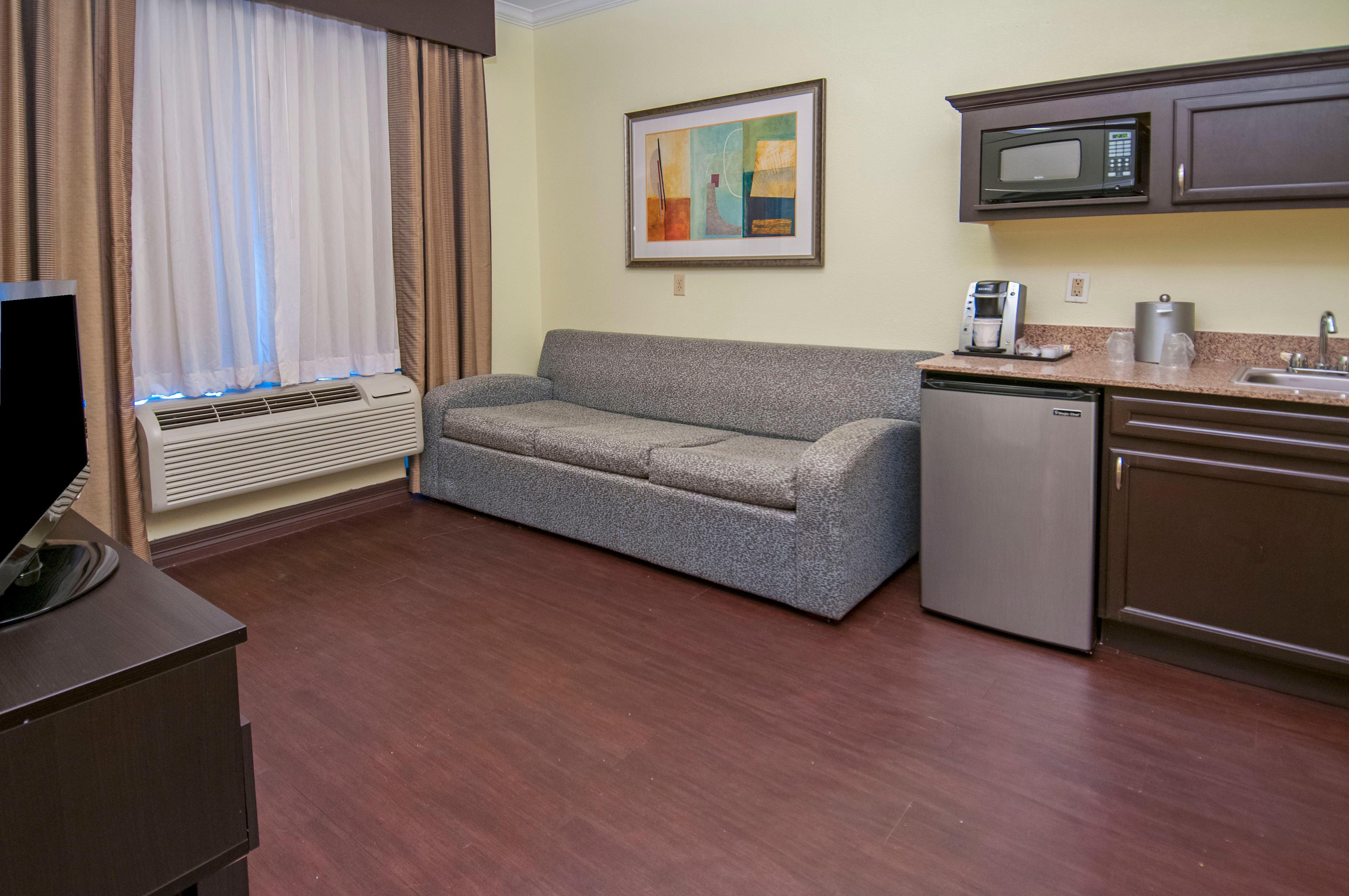 Holiday Inn Express Hotel & Suites Houston North Intercontinental By Ihg Exterior photo