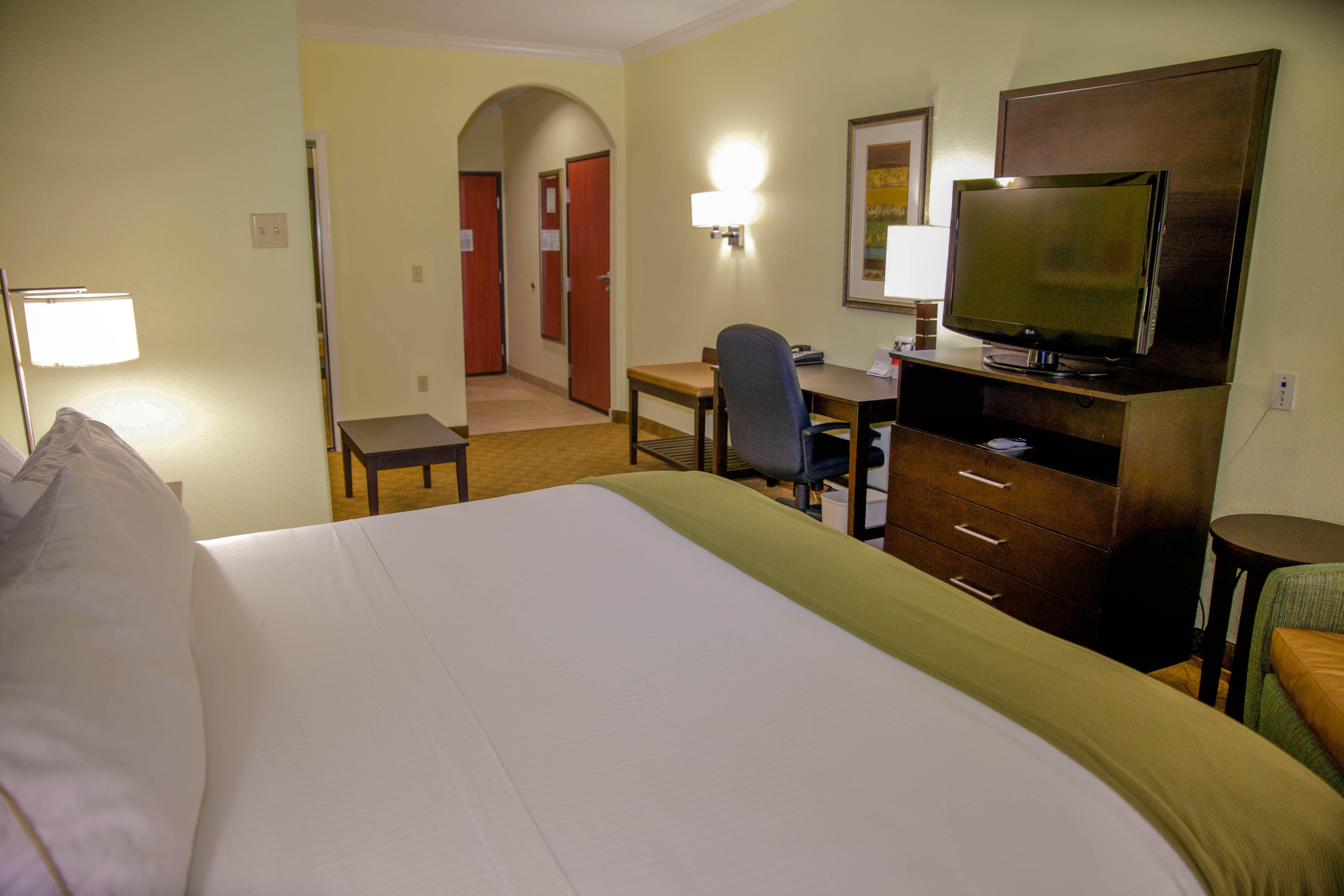 Holiday Inn Express Hotel & Suites Houston North Intercontinental By Ihg Exterior photo